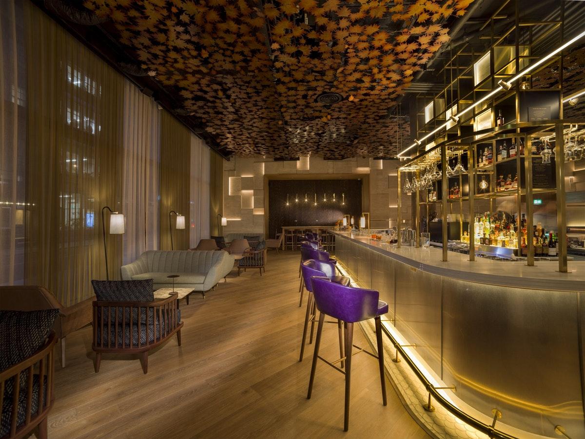 Middle Eight - Covent Garden - Preferred Hotels And Resorts 런던 외부 사진 The bar at the 100 Queen's Gate