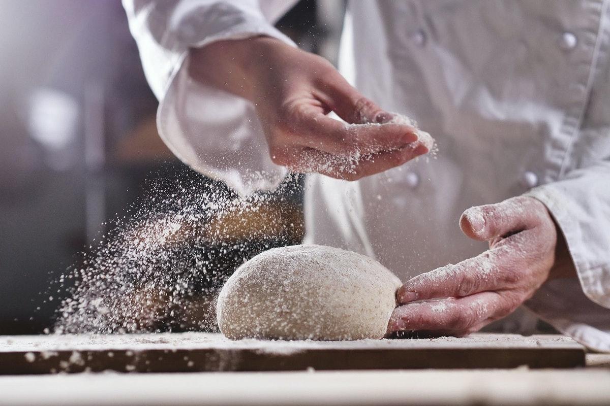 Middle Eight - Covent Garden - Preferred Hotels And Resorts 런던 외부 사진 Baker dusting a ball of bread dough with flour