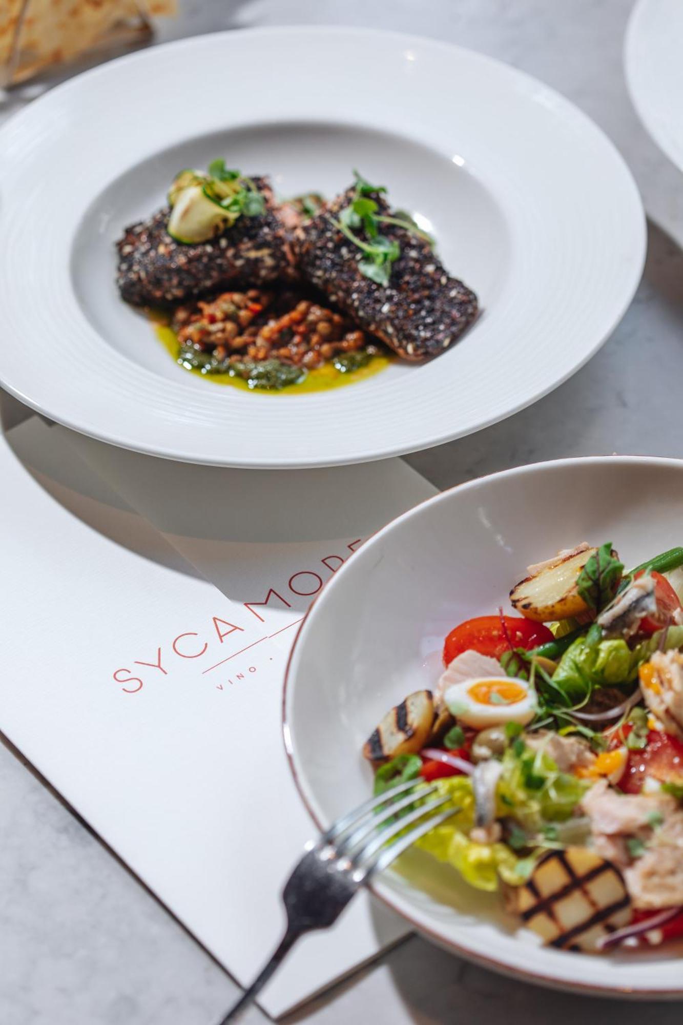 Middle Eight - Covent Garden - Preferred Hotels And Resorts 런던 외부 사진 Dishes at Sycamore